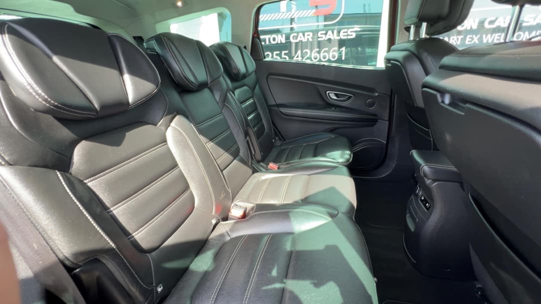 Car Image 12