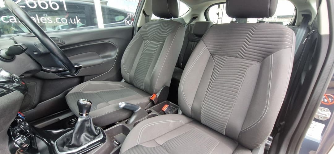 Car Image 16