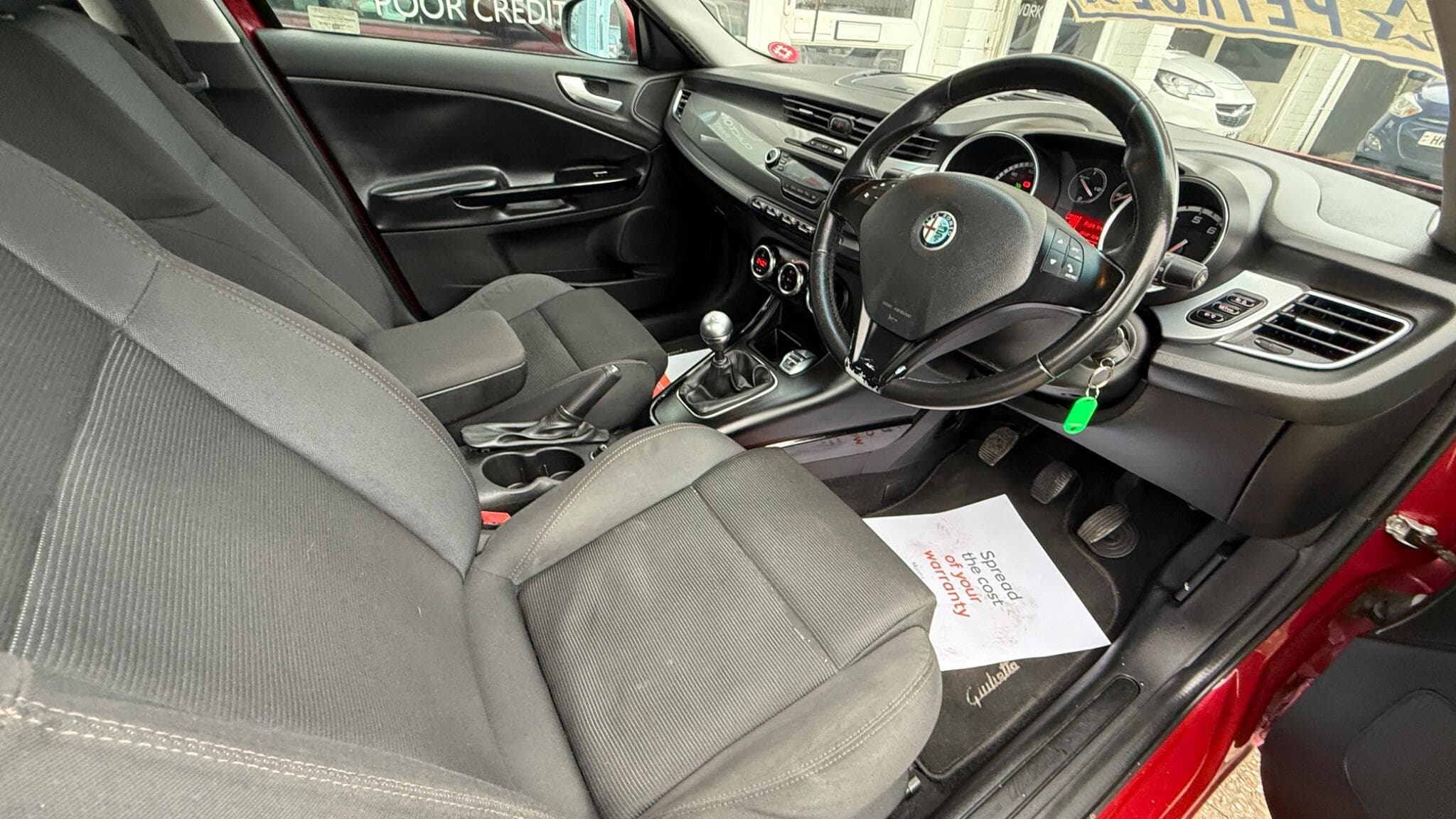 2010 Alfa Romeo Giulietta - Image 9