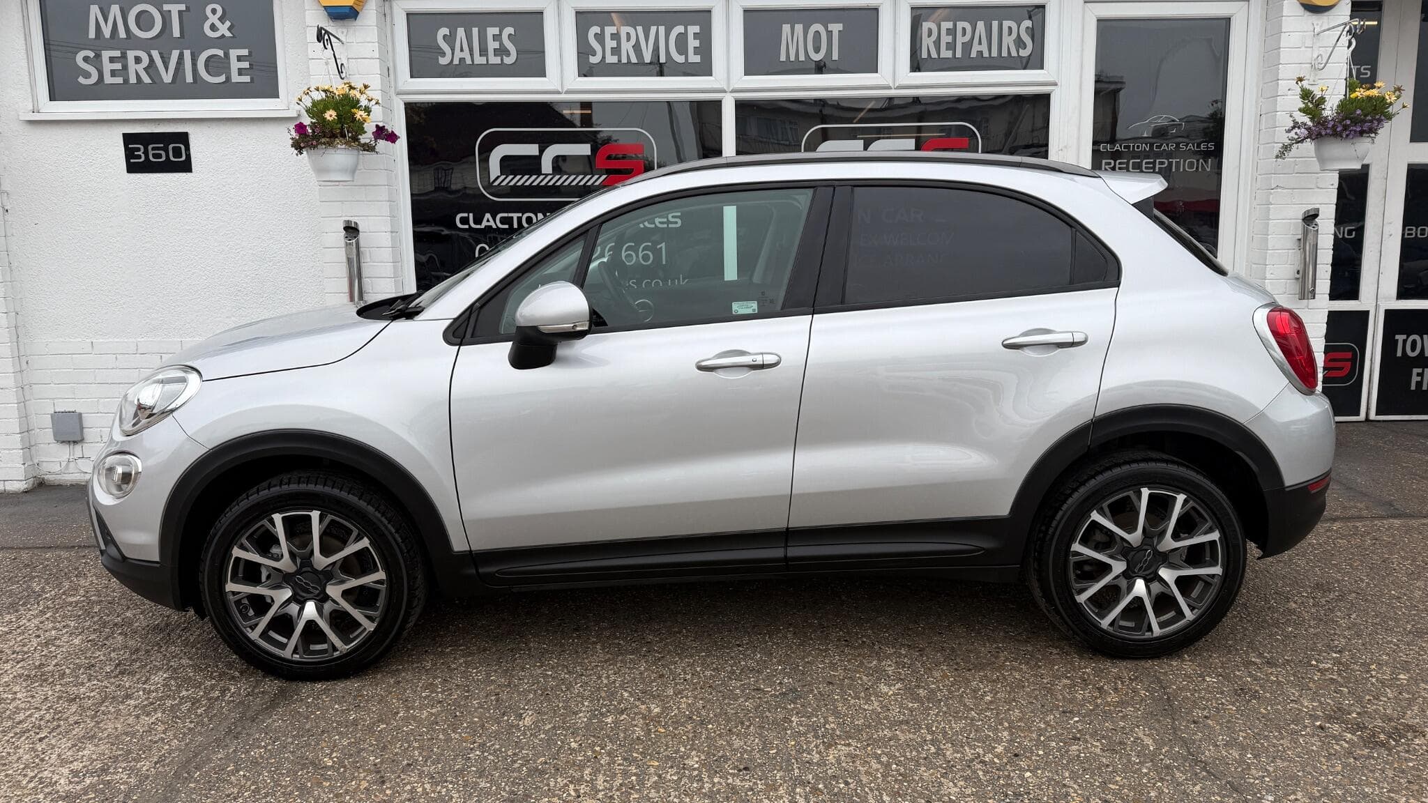 2015 Fiat 500X - Image 4