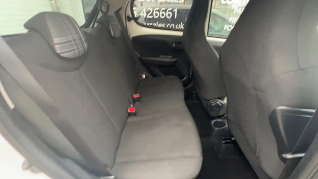 Car Image 12