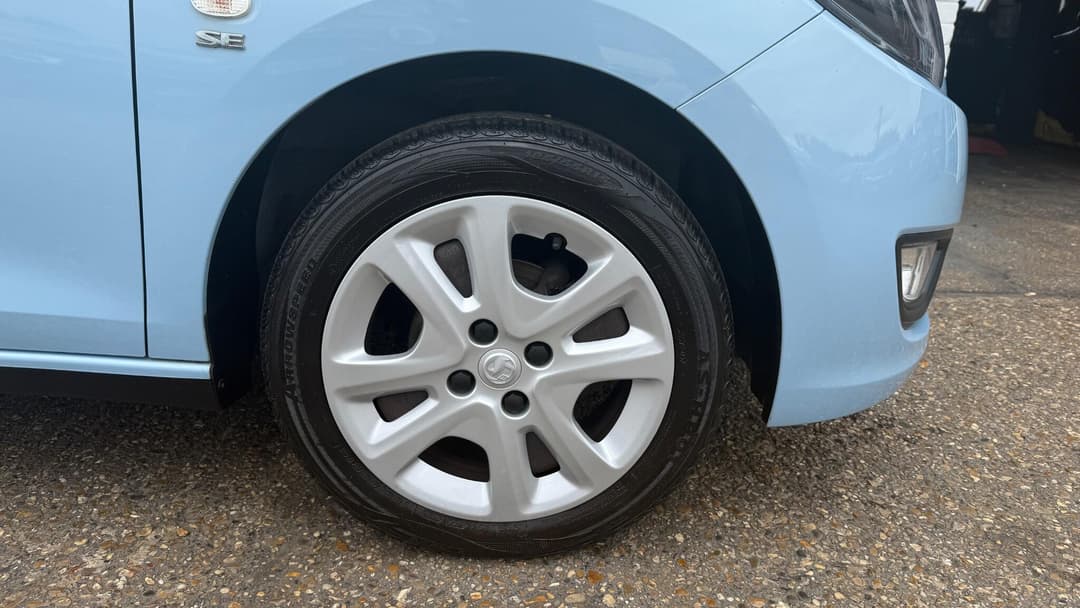 Car Image 22