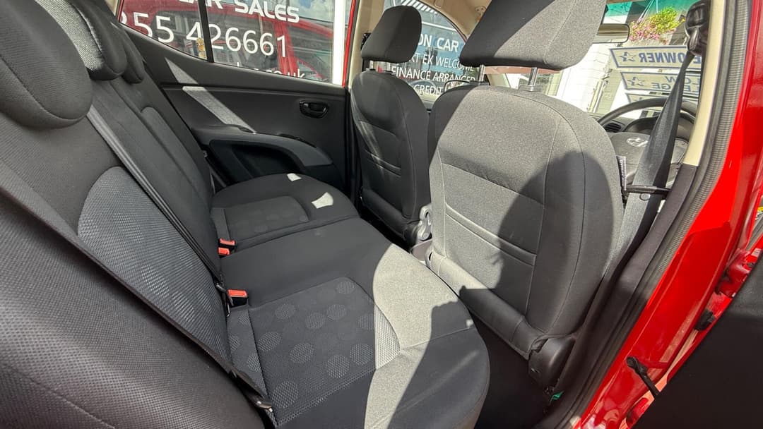 Car Image 11