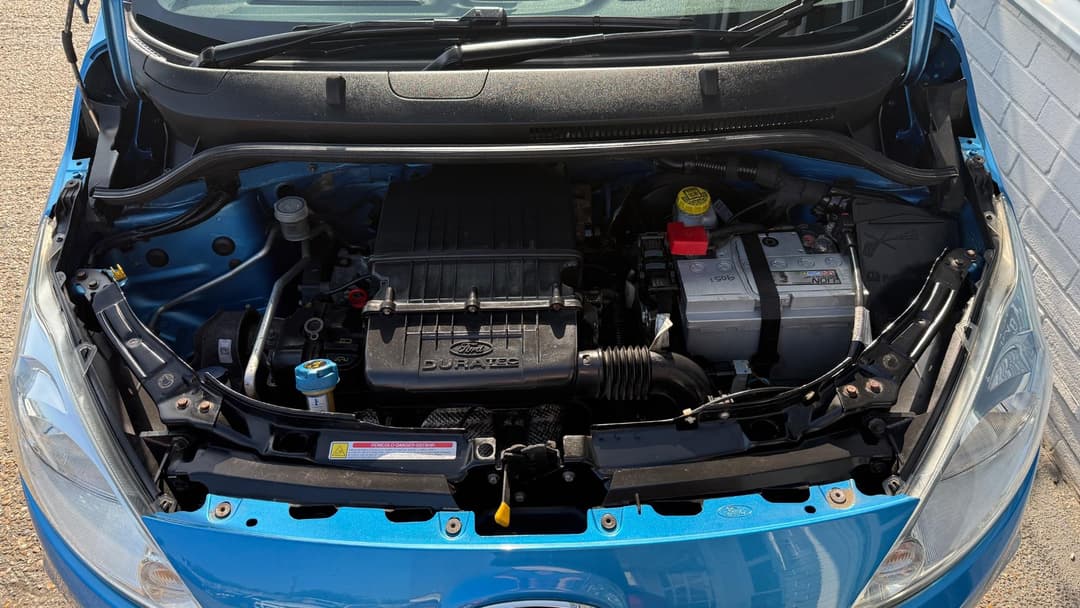 Car Image 12