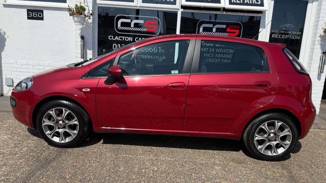 Car Image 4