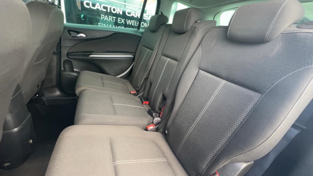 Car Image 18