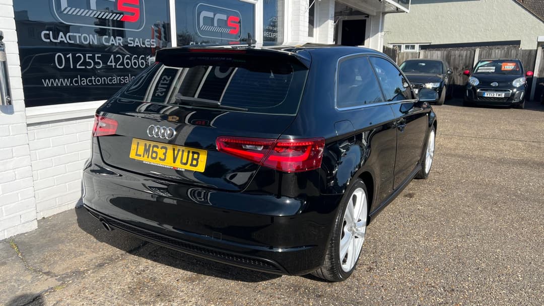 Car Image 7