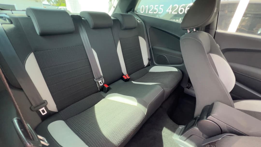 Car Image 11