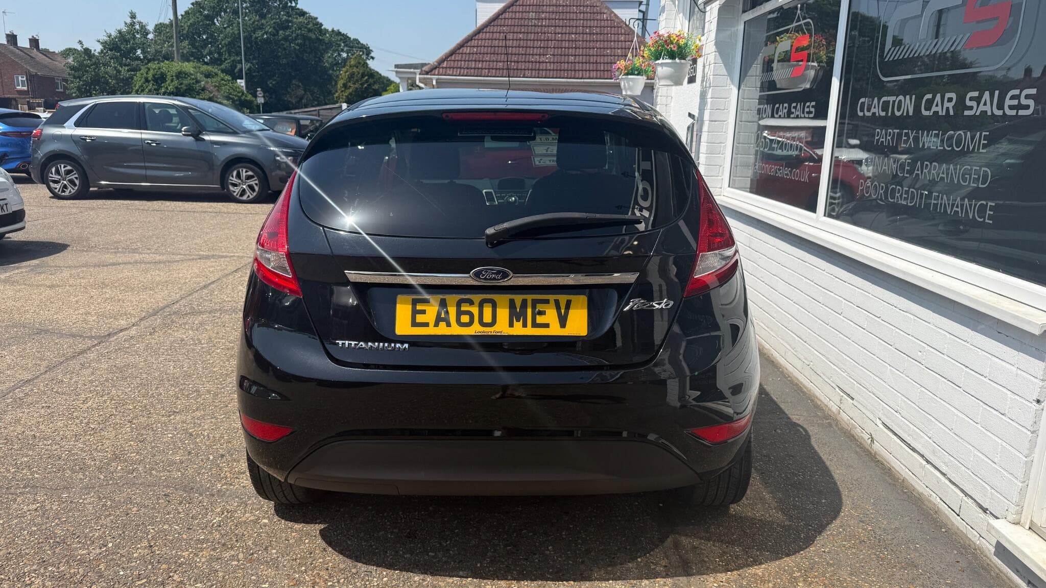 2010 Ford Fiesta - Image 6