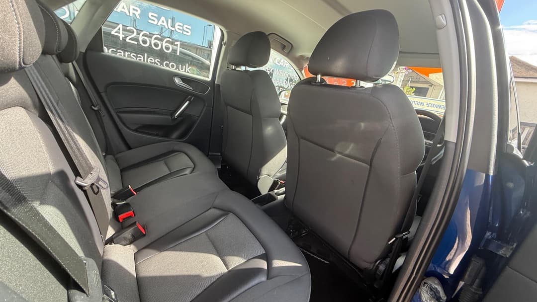Car Image 10