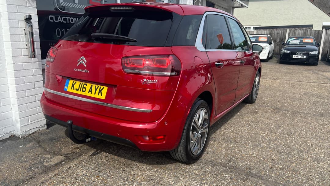 Car Image 7
