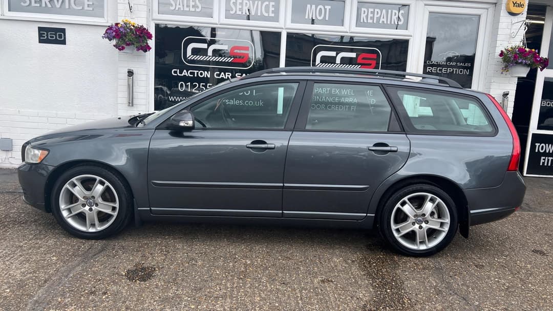 Car Image 4