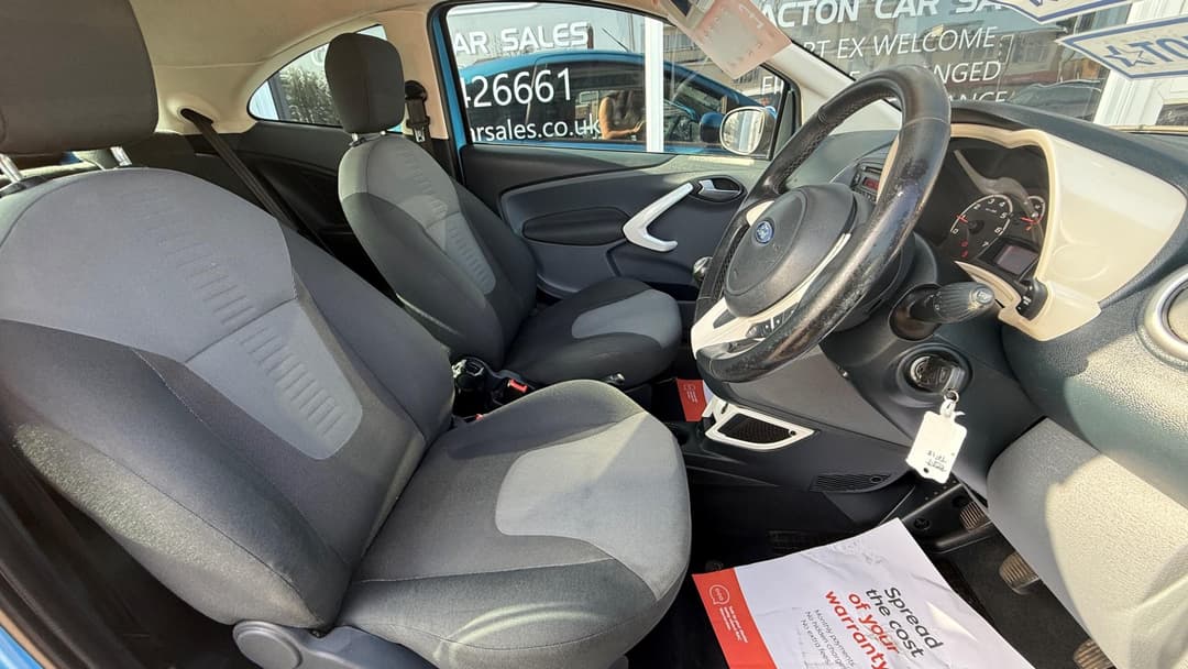 Car Image 10