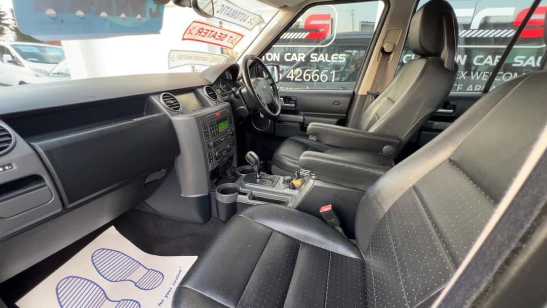 Car Image 17