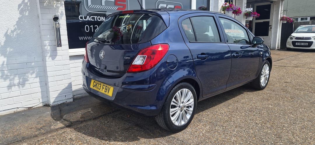 Car Image 7