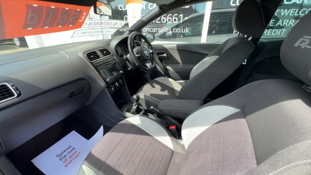 Car Image 15