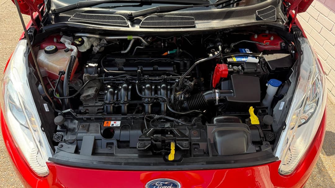 Car Image 13