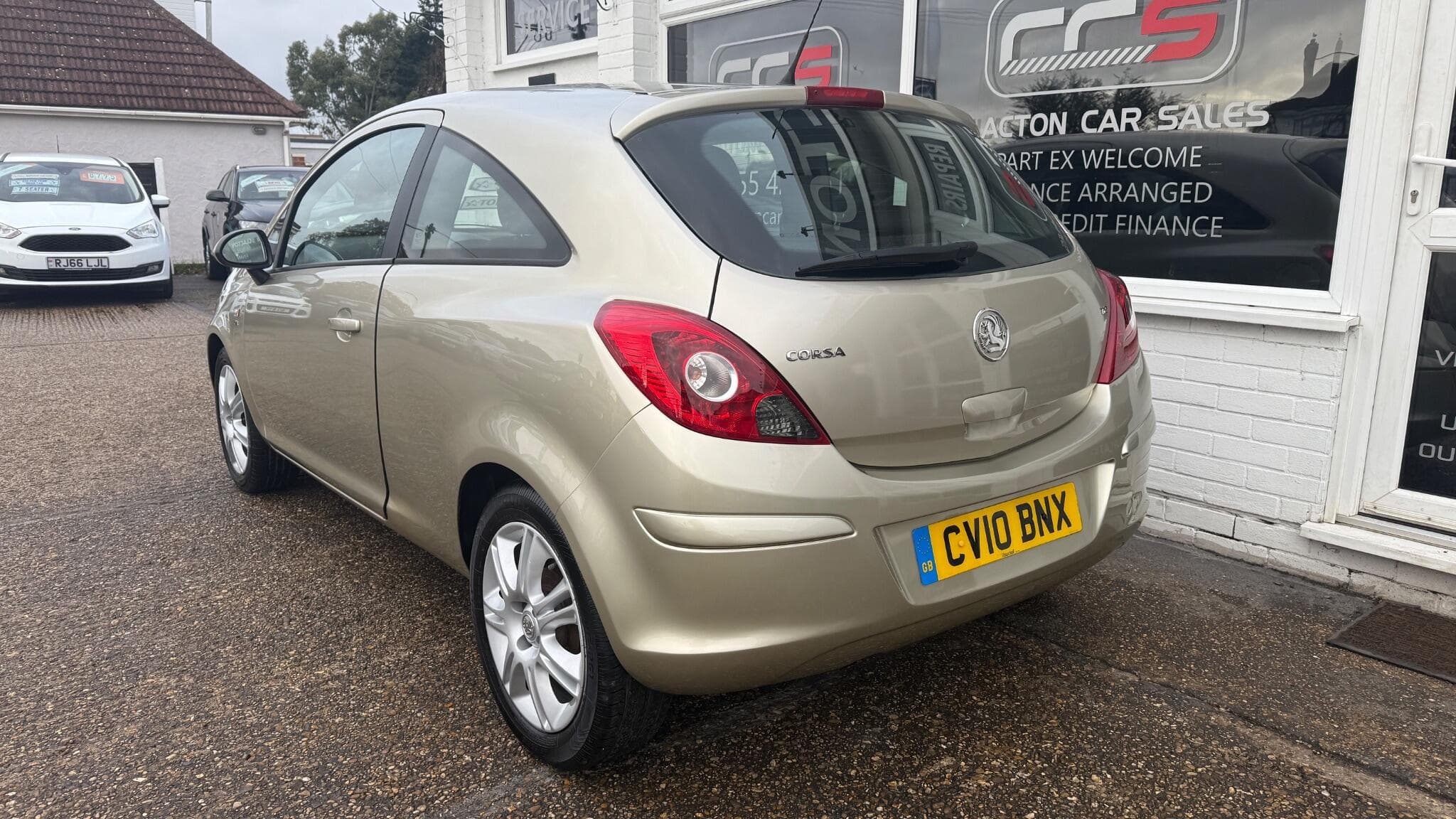 2010 Vauxhall Corsa - Image 5