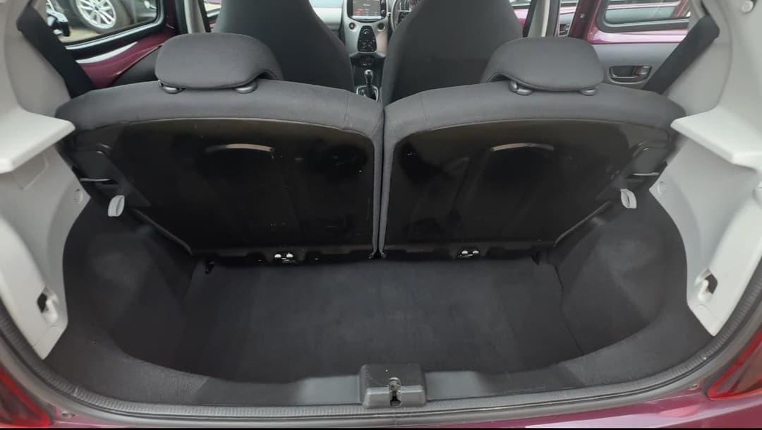 Car Image 22