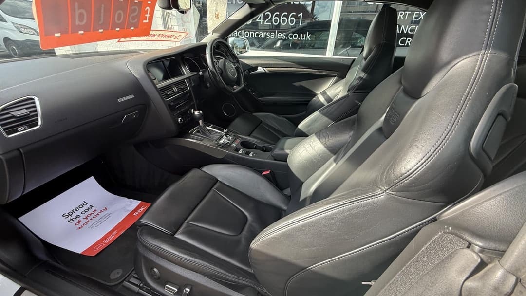 Car Image 15
