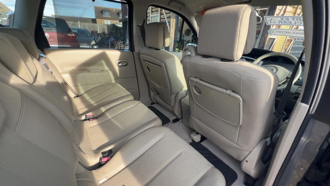 Car Image 11