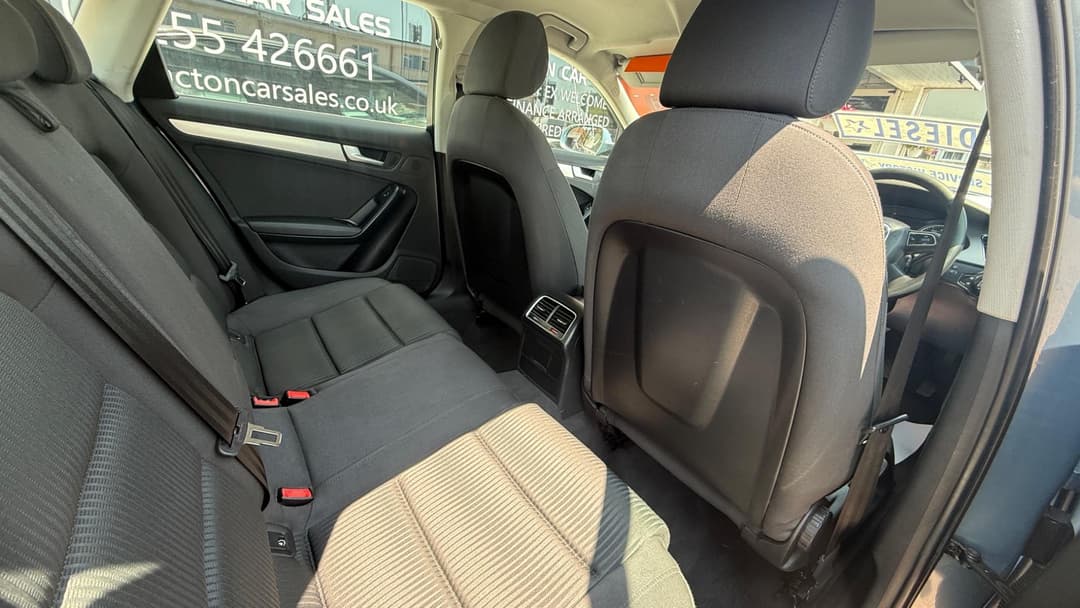 Car Image 11