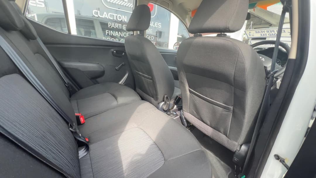 Car Image 11