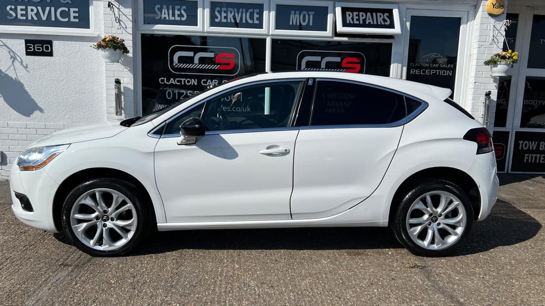Car Image 4
