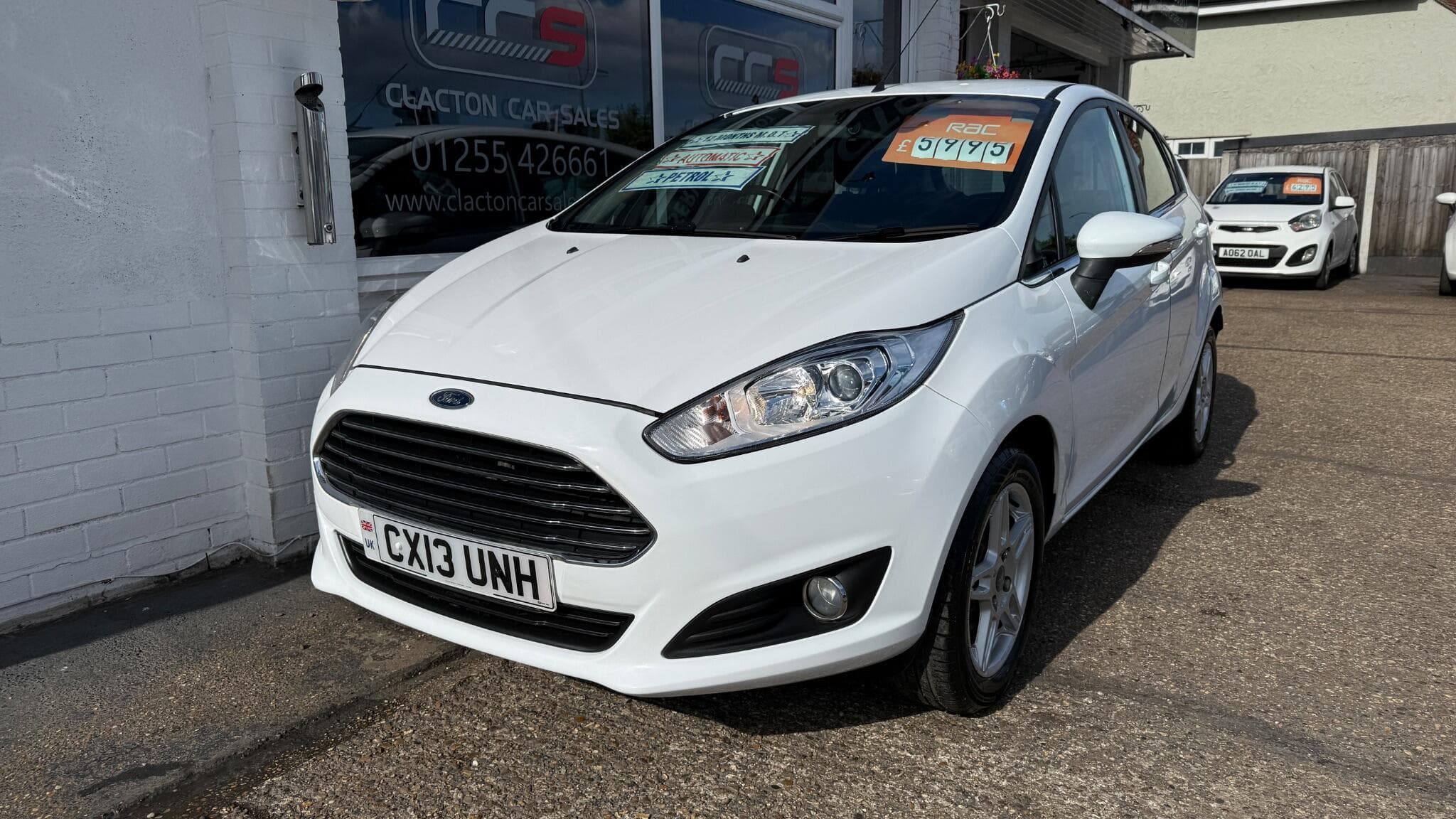 2013 Ford Fiesta - Image 3