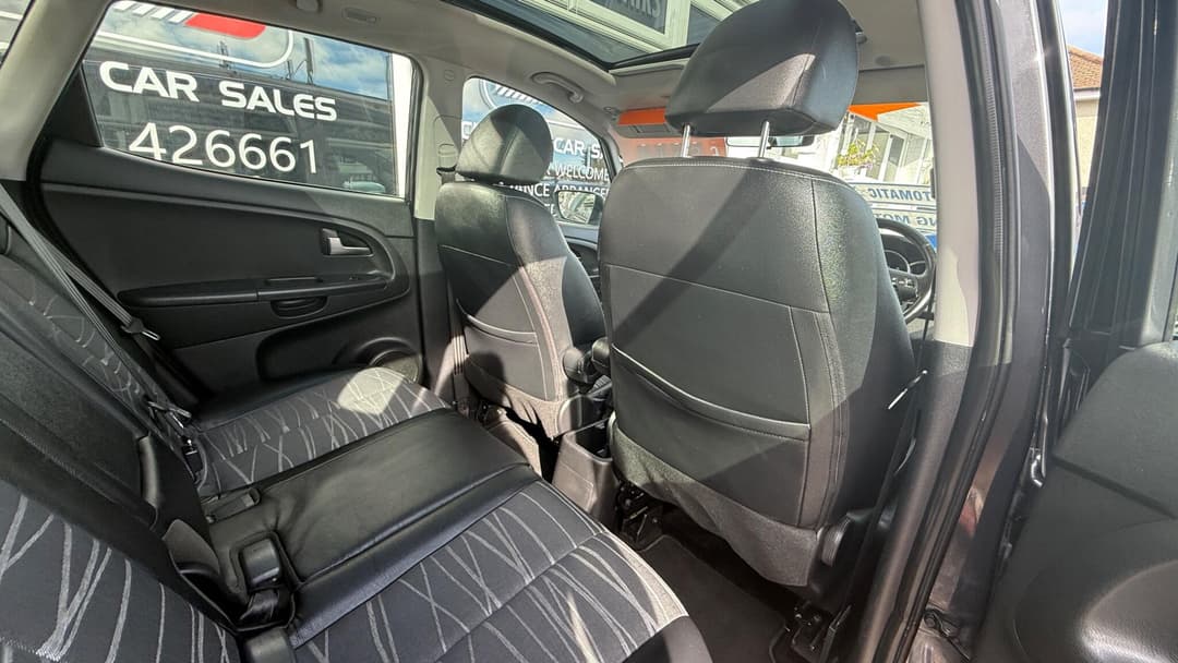 Car Image 11