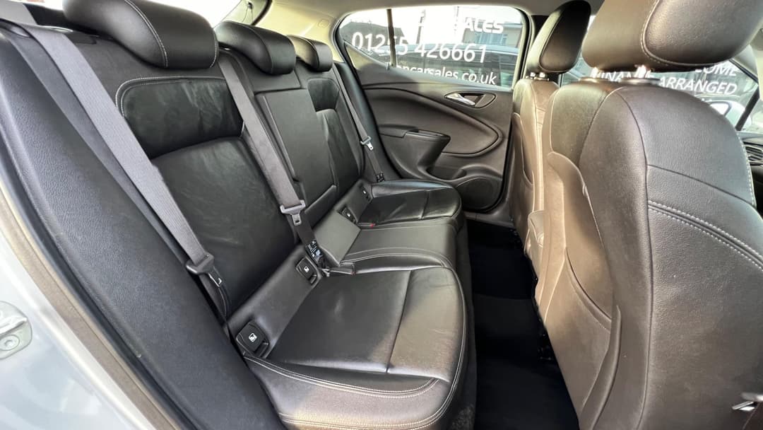 Car Image 12