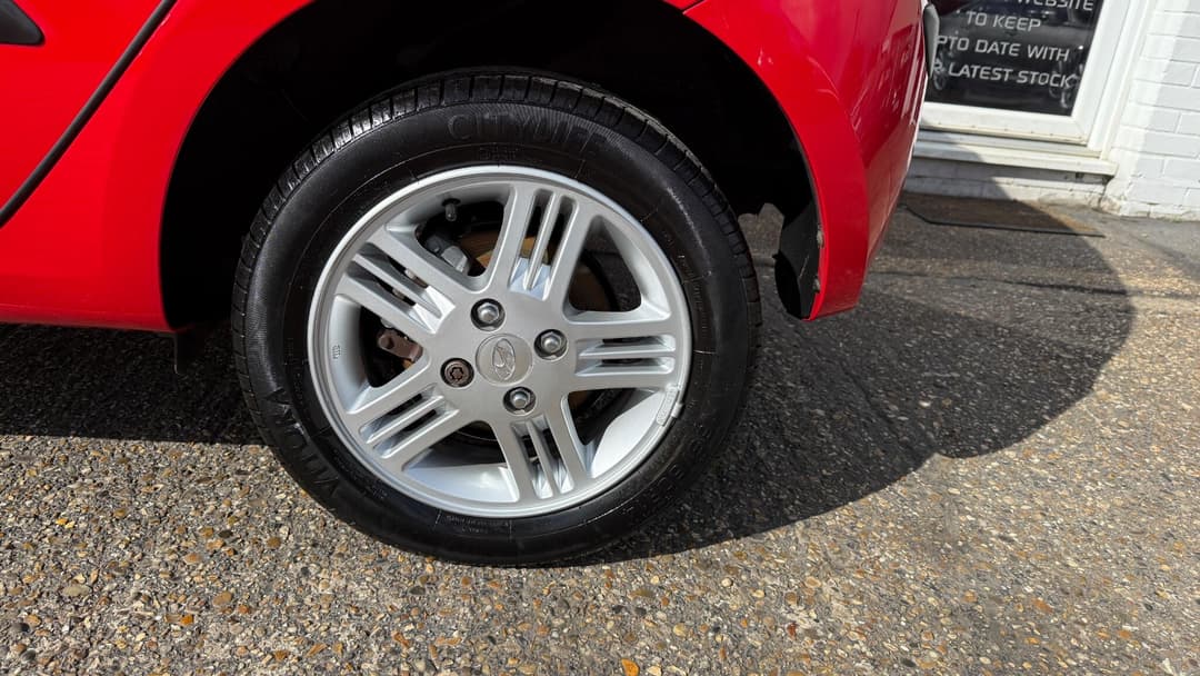 Car Image 19