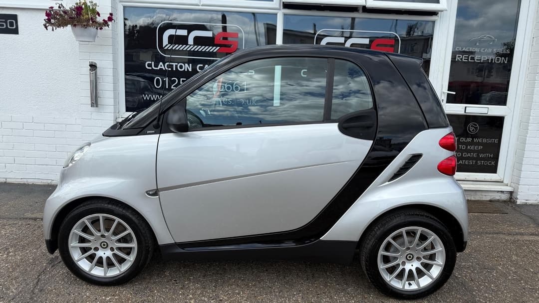 Car Image 4