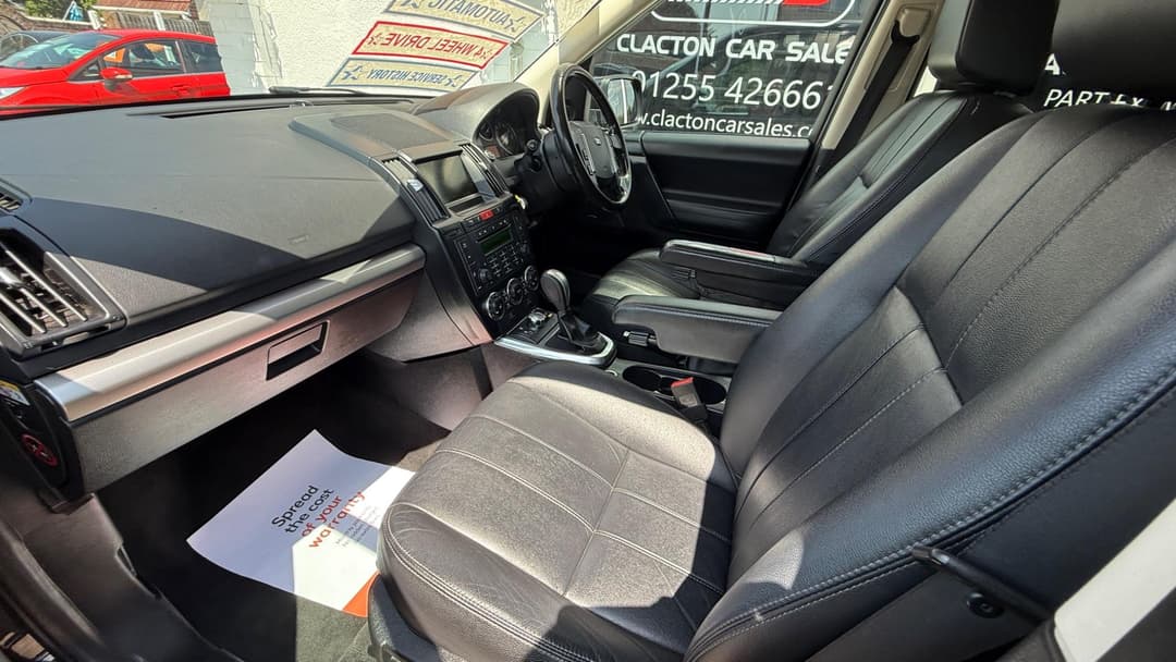 Car Image 16