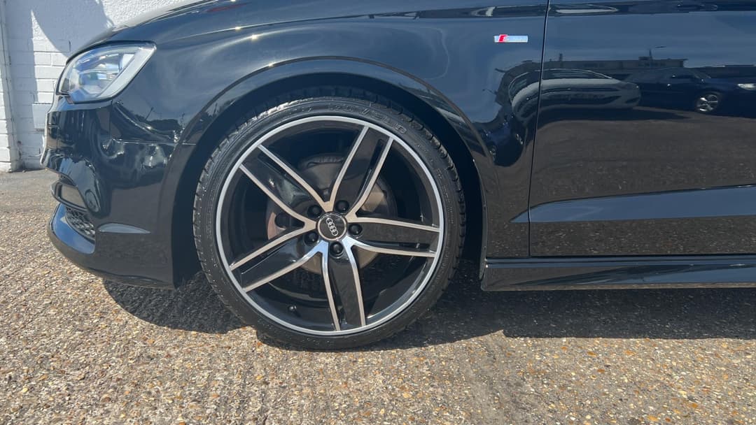 Car Image 20