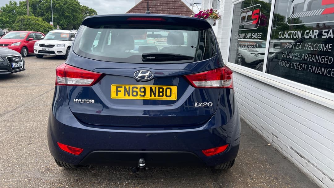 Car Image 6