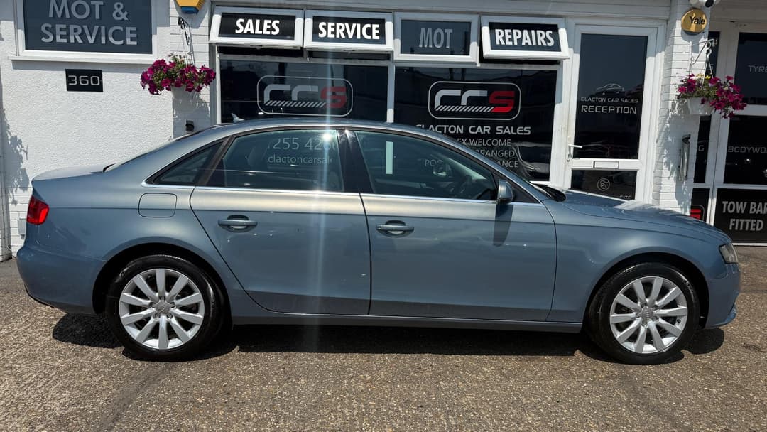 Car Image 8