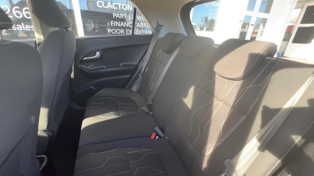 Car Image 17