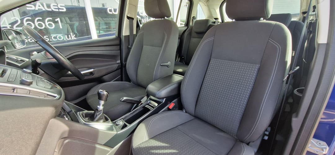 Car Image 19
