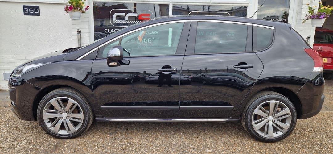 Car Image 4
