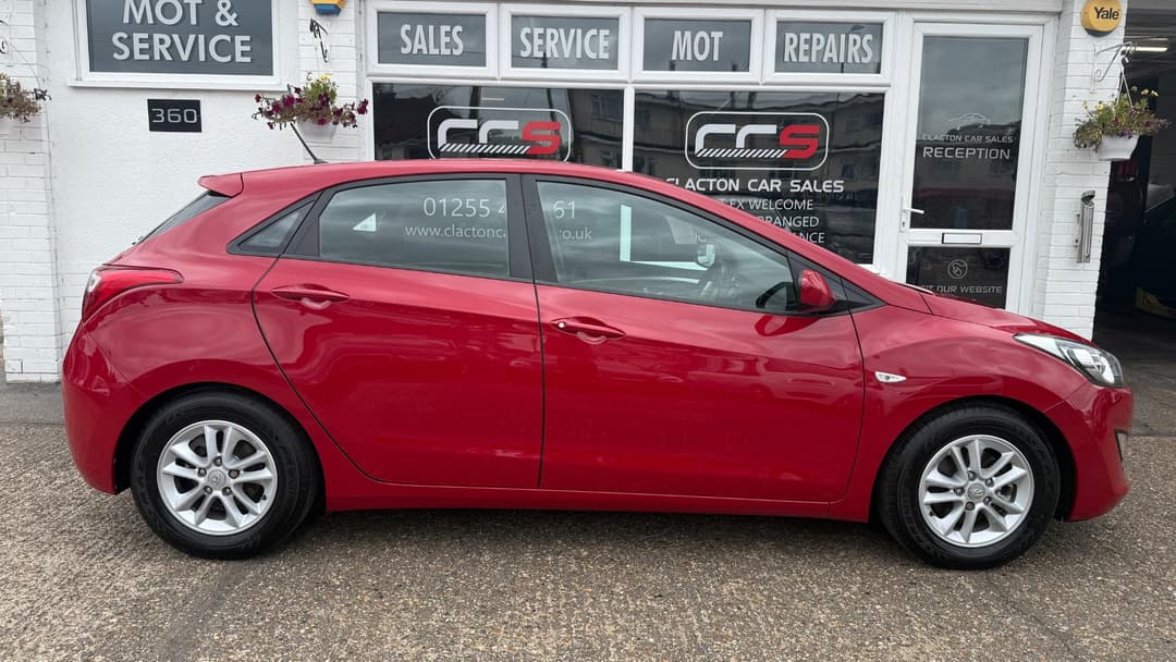 Car Image 8