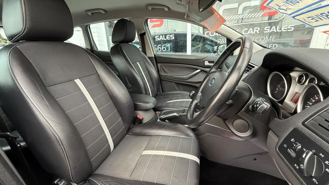 Car Image 10