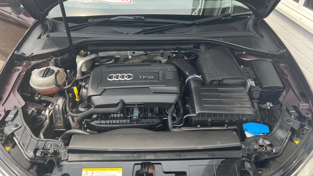 Car Image 12