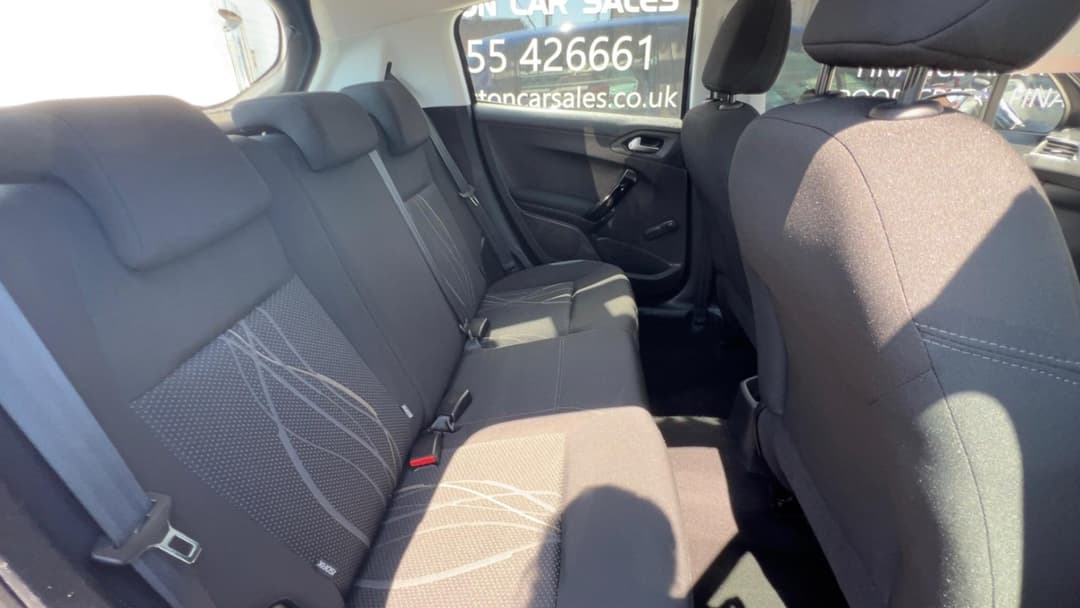 Car Image 12