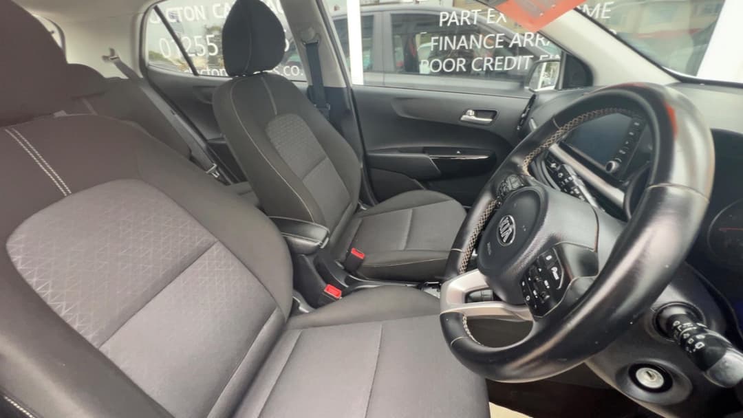 Car Image 10