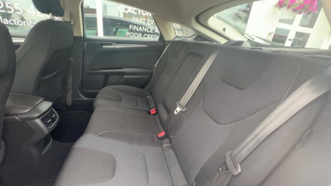 Car Image 17