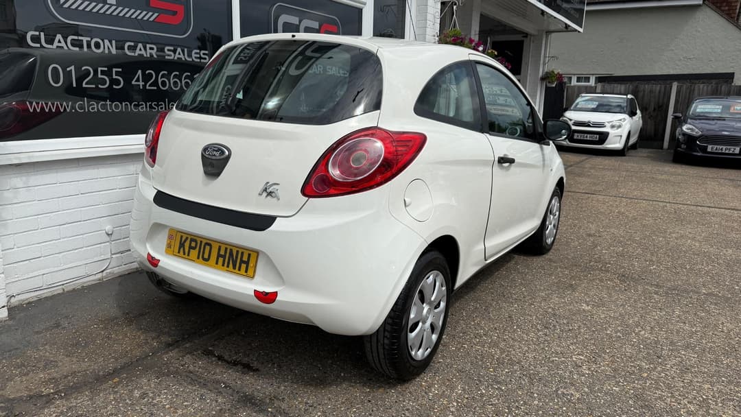 Car Image 7