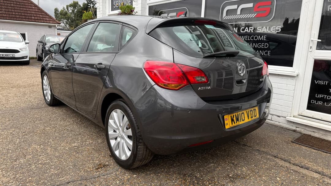 Car Image 5