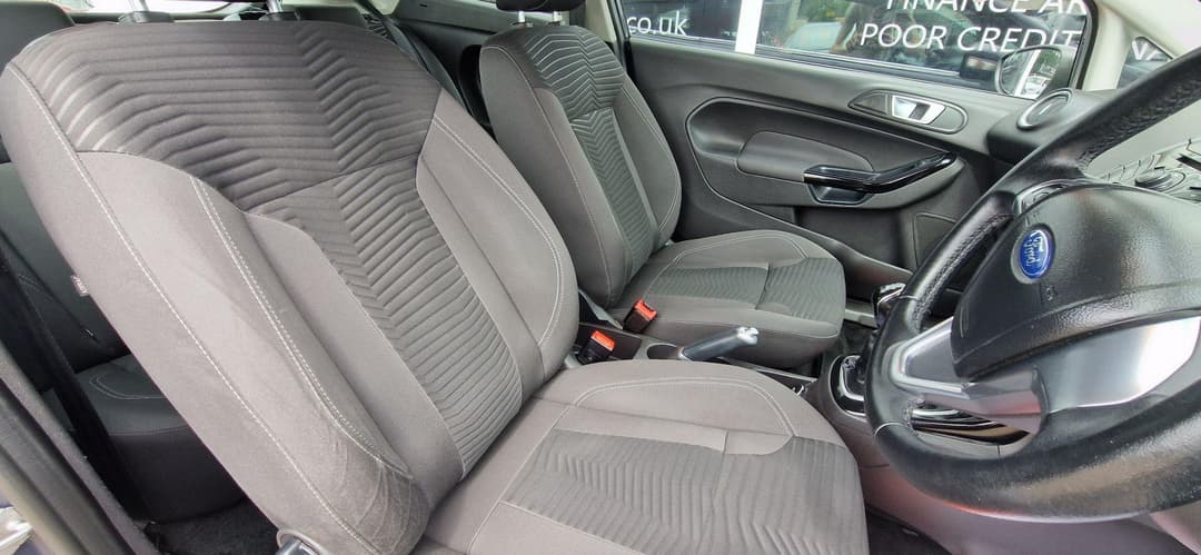 Car Image 10