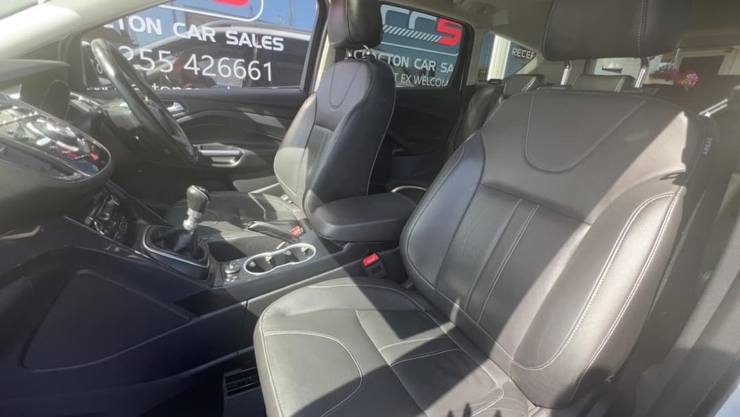 Car Image 15